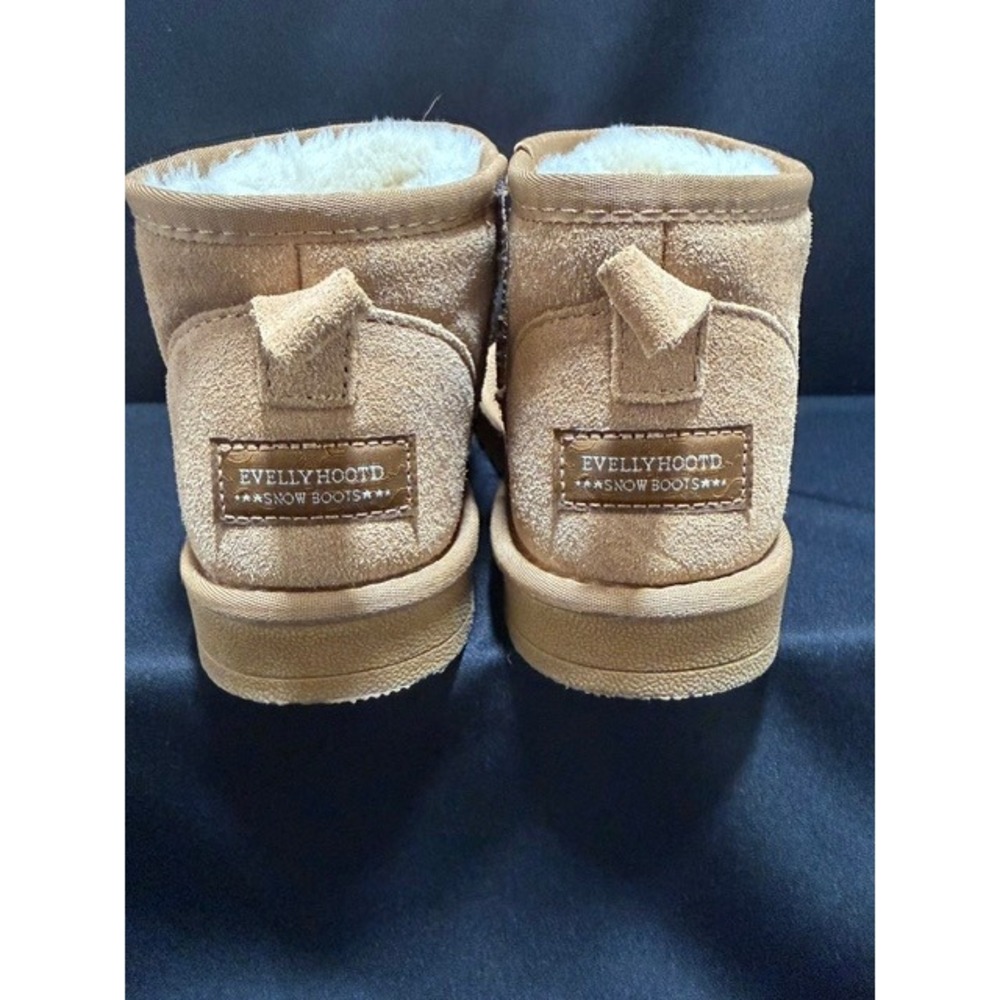 Evellyhootd Kids Classic Mini Snow Boots Tan Chestnut Faux Fur Lined Size 2.5